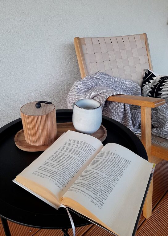 Tips for Creating a Cosy Reading Nook in Your Home